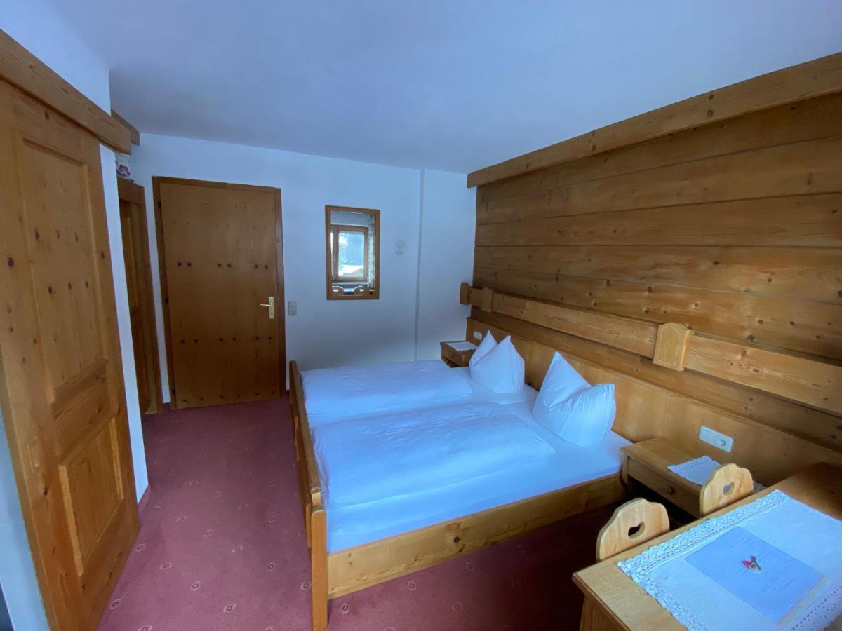 Pension Kandaharblick Pettneu am Arlberg Exterior foto